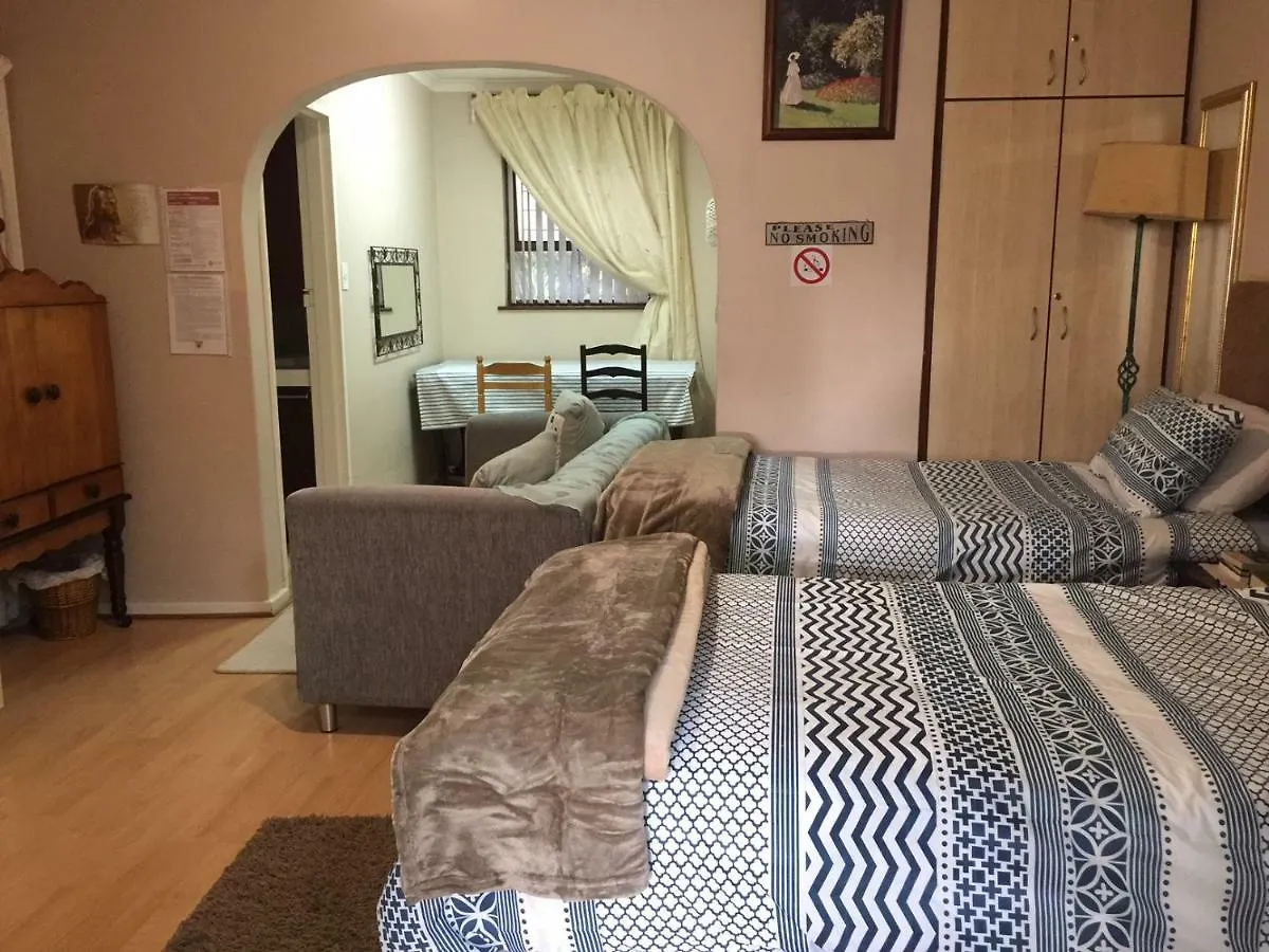Marshrose Accommodation Bellville 0*,